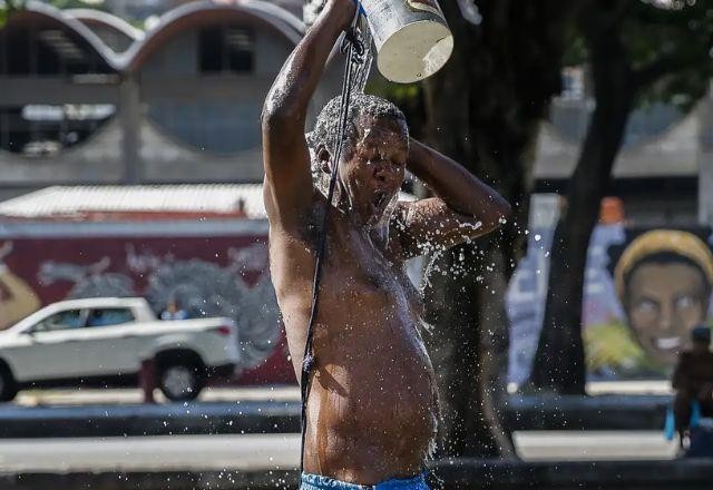 Onda de calor causa reações nas redes sociais