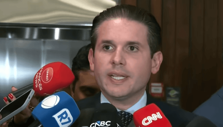 Imagem da noticia Escala 6x1: Motta diz que Câmara terá cautela e debate aprofundado sobre PEC