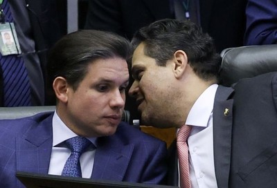 Alcolumbre diz que conversará com Hugo Motta sobre PEC que limita decisões monocráticas no STF