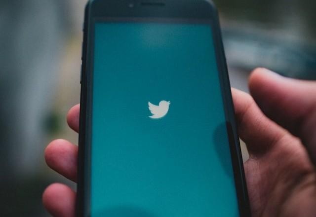 Imagem da noticia Após tentativa frustrada, Twitter diz que irá relançar serviço premium