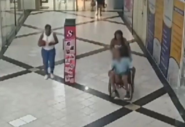 Imagem da noticia "Tio Paulo": Imagens mostram sobrinha passeando com idoso em shopping antes de ir a banco