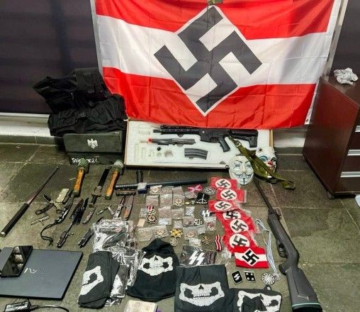 Imagem da noticia Homem é preso com mais de 100 objetos nazistas em São Paulo