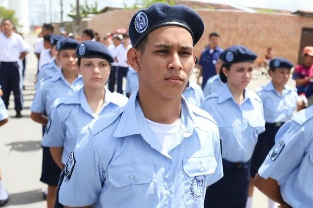 Imagem da noticia Justiça extingue ação que contestava escolas cívico-militares em São Paulo