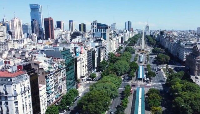 Imagem da noticia Brasileiros matriculados em universidades argentinas correm o risco de perder o ano letivo