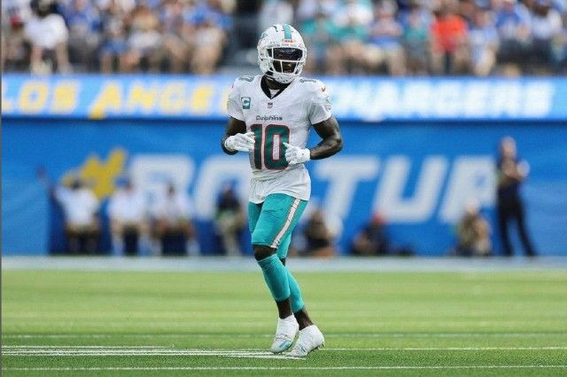 Imagem da noticia Jogador da NFL é algemado em abordagem policial nos Estados Unidos