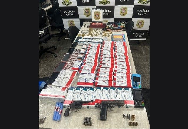 Imagem da noticia Quadrilha especializada em roubar remédios de alto custo é presa na Grande SP