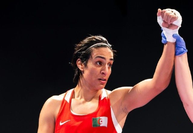 Imagem da noticia Boxeadora intersexo vence e garante medalha no boxe na Olimpíada de Paris