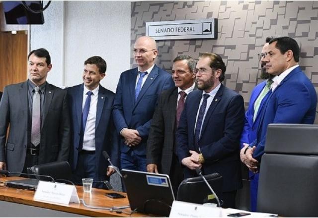 Imagem da noticia CPI das ONGs prepara relatório para votação final: propostas de leis mais rígidas na parceria ONG-governo