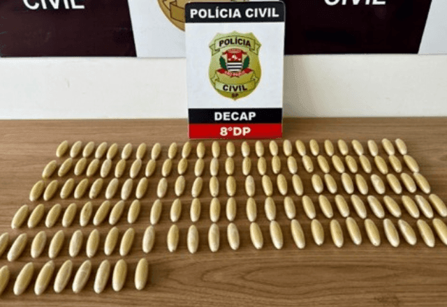 Imagem da noticia Casal é preso com 134 cápsulas de cocaína no centro de São Paulo