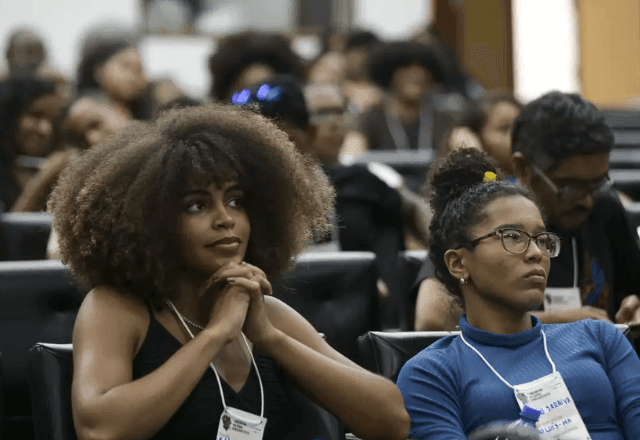 Imagem da noticia Brasil tem quase 10 milhões de universitários, maior número em nove anos