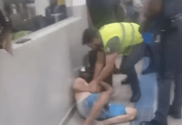 Imagem da noticia Seguranças envolvidos em morte por asfixia de passageiro de trem em SP são demitidos 24 dias depois