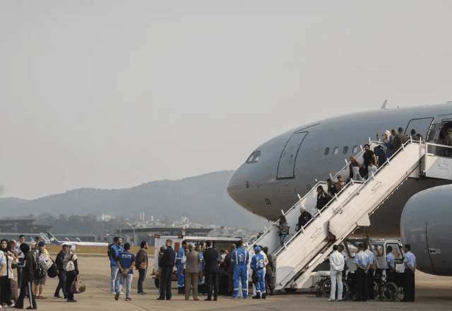 Imagem da noticia Terceiro voo de repatriação de brasileiros decola de SP para o Líbano