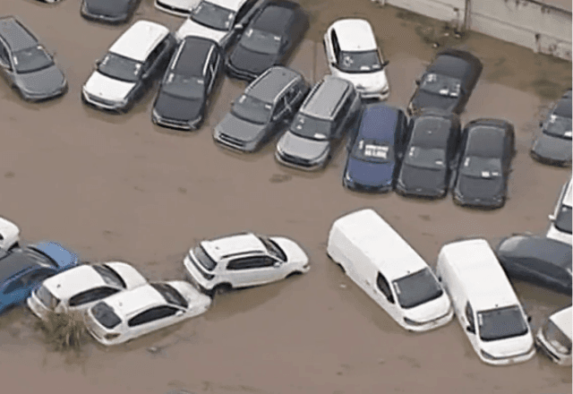 Imagem da noticia SBT News madrugada: Fortes chuvas voltam a causar estragos em São Paulo