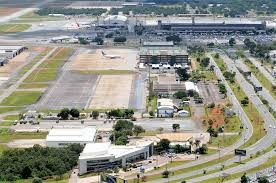 Imagem da noticia Pneus de avião da PM estouram durante pouso no Aeroporto de Brasília