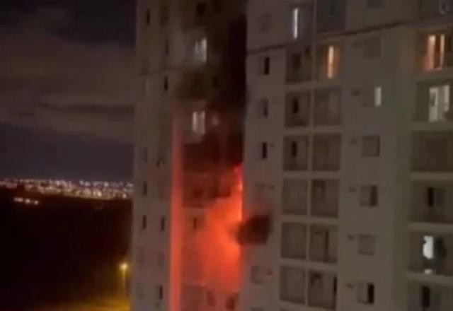 Mãe acusada de matar filha escreveu carta antes de incendiar apartamento