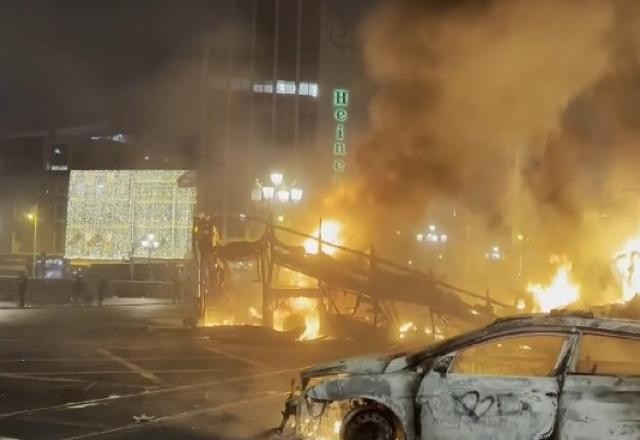 Imagem da noticia Imigrantes vivem clima de medo na Irlanda após protestos da extrema-direita