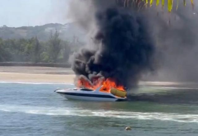 Vídeo: lancha pega fogo em praia do Rio de Janeiro e deixa 6 feridos