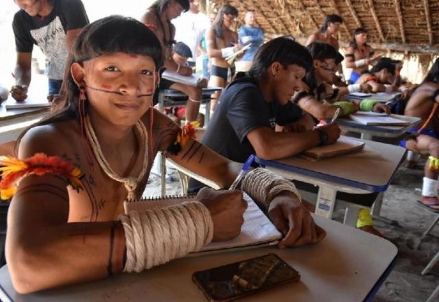 Imagem da noticia Lei pode dar autonomia a indígenas e quilombolas para escolherem nomes de escolas