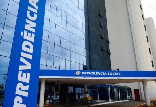 Imagem da noticia Operação Sem Desconto: PF cumpre mandados em Sergipe contra esquema de fraudes no INSS