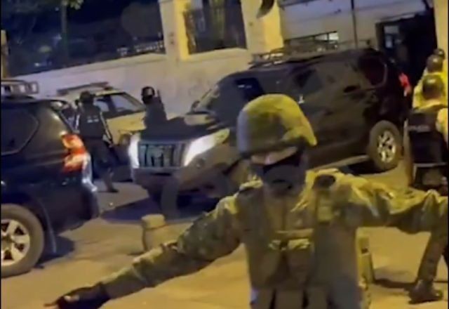 Imagem da noticia México levará invasão à embaixada do Equador ao Tribunal Internacional de Justiça
