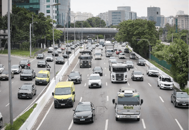 Imagem da noticia IPVA 2026: prazo da 4ª parcela para placa final 4 termina nesta quarta (15)
