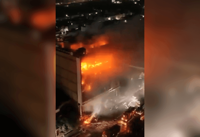 Imagem da noticia Familiares se despedem das vítimas do incêndio em hipermercado no Iraque