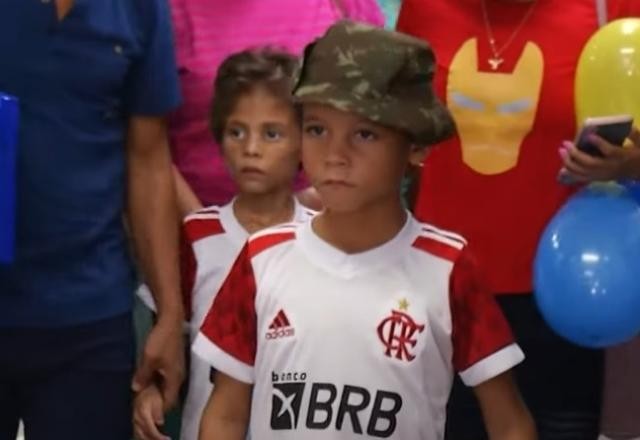 Imagem da noticia Irmãos que passaram quase um mês perdidos na floresta recebem alta