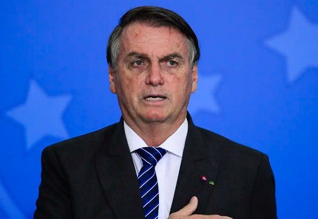 Imagem da noticia Após denúncia da PGR, Bolsonaro diz que vai voltar a andar pelo Brasil