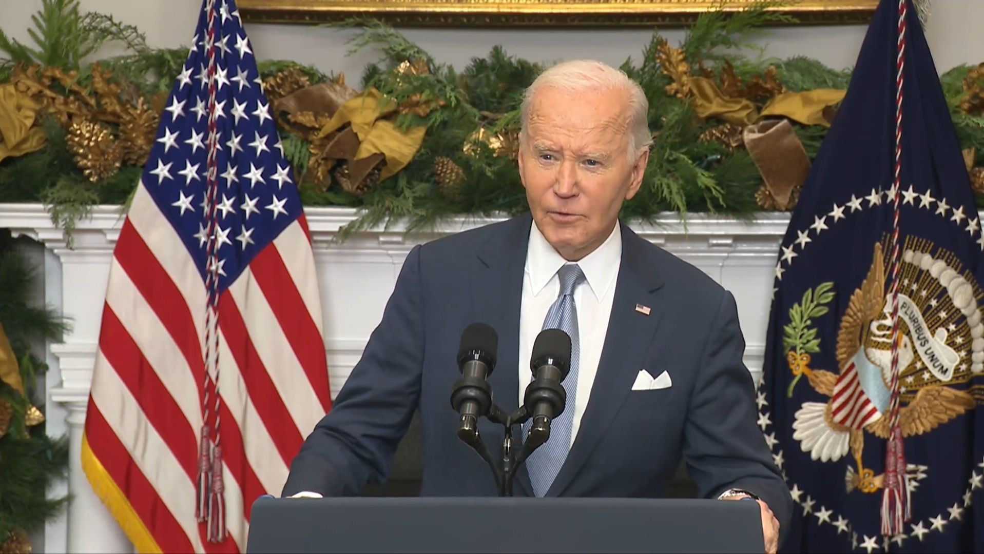 Imagem da noticia Biden celebra queda de Assad da Síria: 'Até que enfim o regime acabou'