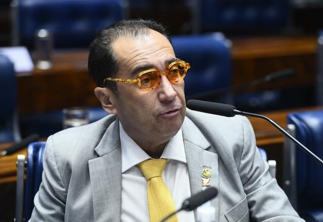 Imagem da noticia Leila Pereira rebate comentário machista de Jorge Kajuru durante CPI