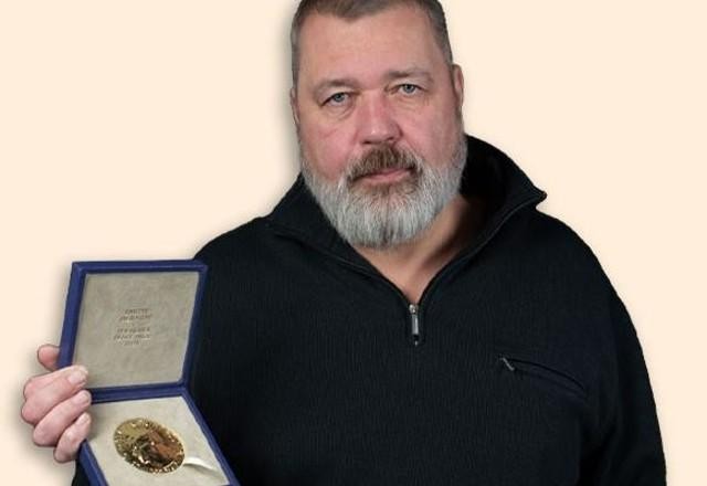 Jornalista russo leiloa medalha do Nobel da Paz para ajudar crianças ucranianas