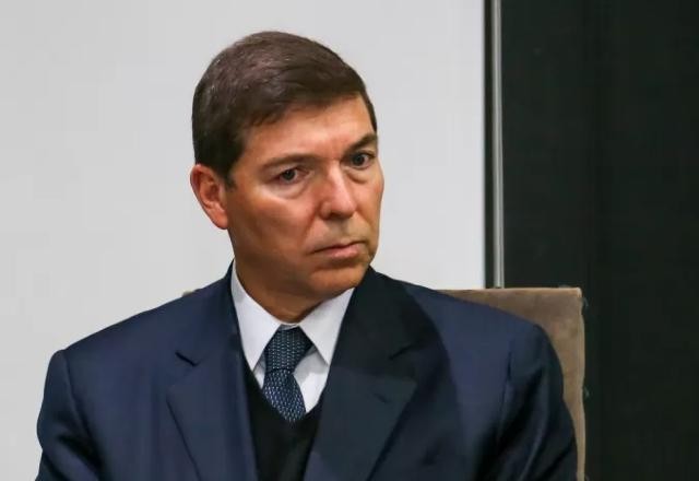 Imagem da noticia Josué contesta posse do vice e afirma que segue como presidente da Fiesp