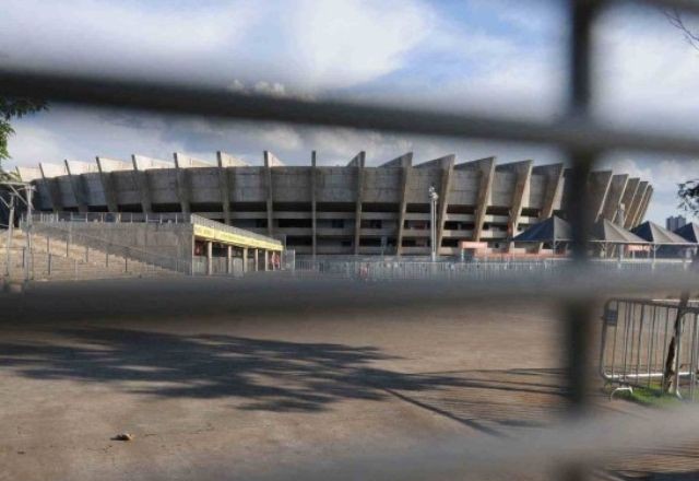 Adolescente sem envolvimento com briga é baleado na saída do Mineirão 