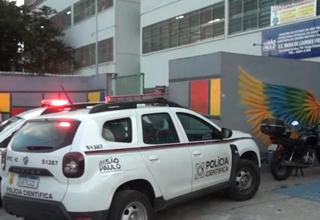 Imagem da noticia Adolescente esfaqueia inspetora após tentar entrar em escola
