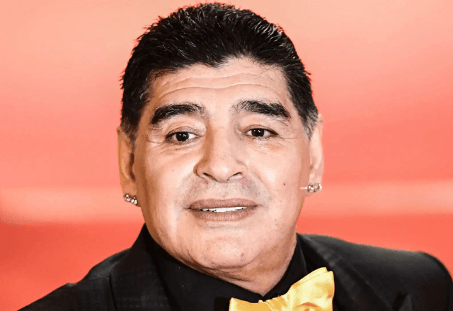 Imagem da noticia Julgamento sobre morte de Maradona começa na Argentina