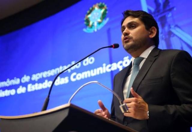 Imagem da noticia STF bloqueia bens do ministro das Comunicações na Operação Benesse