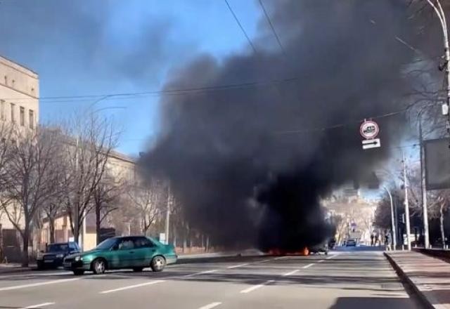 Imagem da noticia Mapa Mundi: tiros e explosões na capital ucraniana