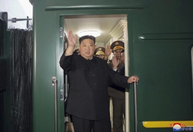 Imagem da noticia Kim Jong-un chega à Rússia para encontro com Vladimir Putin