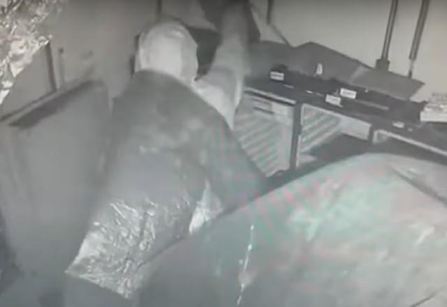 Imagem da noticia Criminosos roubam joalheria em SP e prejuízo chega a R$ 4,7 milhões
