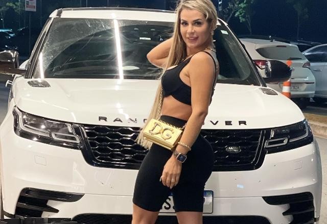 Imagem da noticia Juíza decide não devolver carros de Deolane Bezerra