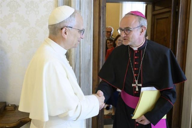Imagem da noticia Papa Leão XIV toma primeira medida para tratar de abusos cometidos pelo clero católico