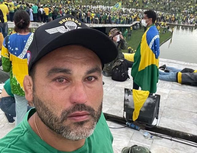 Imagem da noticia Primeira Turma do STF forma maioria para tornar Léo Índio réu por participação no 8 de janeiro
