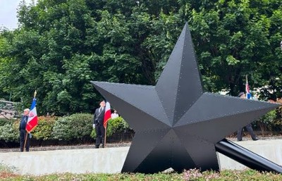 Paris inaugura memorial às vítimas LGBTQ+ do nazismo no dia do combate à discriminação