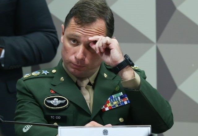 Imagem da noticia “Presidente queria que escrevesse que foi fraude”, diz Cid sobre eleições; veja vídeo