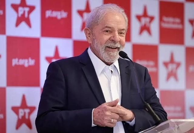 Imagem da noticia TSE concede direito de resposta a Lula em 184 inserções de Bolsonaro na TV