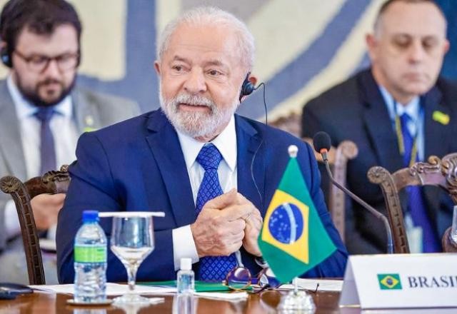 Imagem da noticia Lula volta a defender Maduro e diz que Chávez foi "demonizado"
