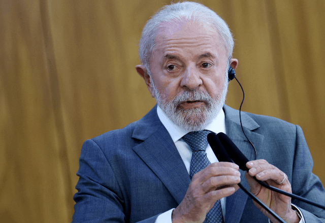 Imagem da noticia Lula convoca ministros para discutir reação a tarifaço de Trump
