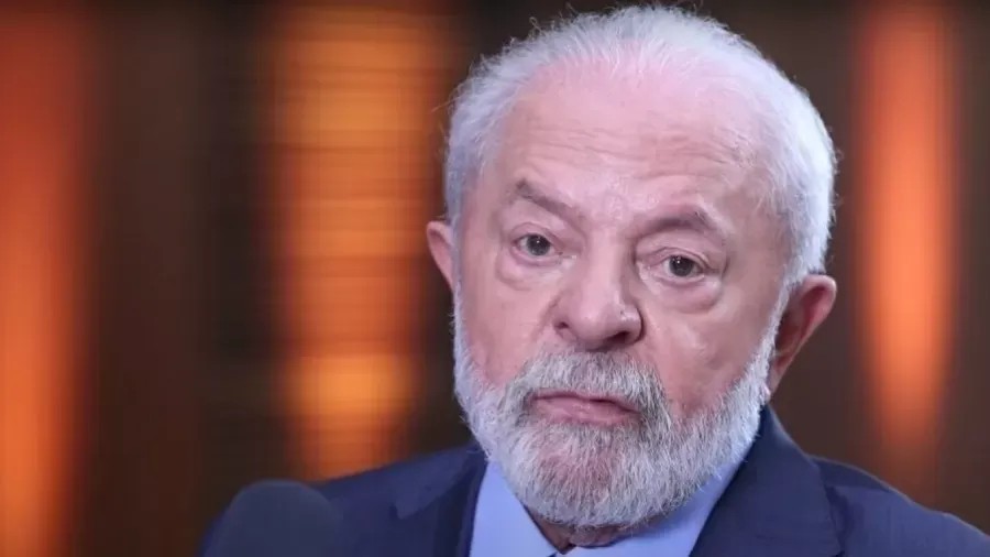Imagem da noticia Lula é submetido a exames médicos em São Paulo