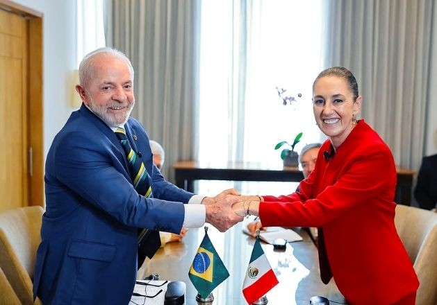 Imagem da noticia Lula conversa com presidente do México sobre tarifas de Trump e propõe ampliar acordo comercial