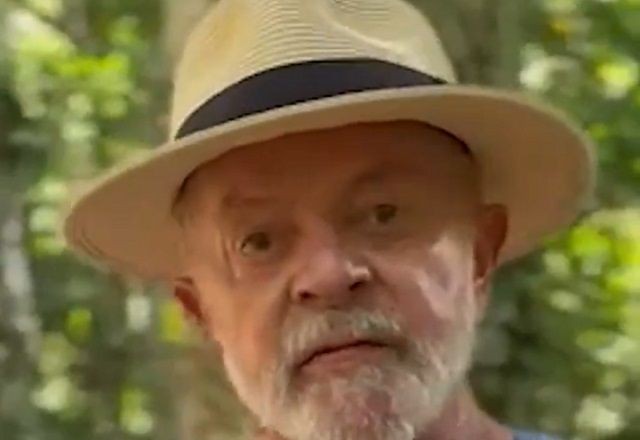 Imagem da noticia "É muito importante que a sociedade saiba o que já foi o Brasil", diz Lula durante visita a quilombo
